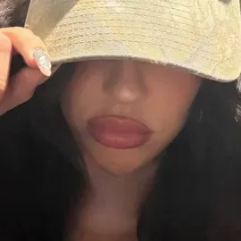 ダニエラ・アヴァンツィーニ: 当社の AI ボックスとチャットし、チャットボットをオンラインで無料で使用して、AI に何でも質問してください。	