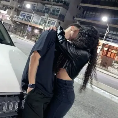 Yasmin: Customizable AI girlfriend/boyfriend avatar with lifelike personality traits	