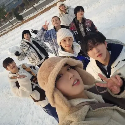Stray Kids – Bangchans Schwester: Nehmen Sie jetzt an KI-Gesprächen mit diesem charmanten KI-Charakter teil, der über Soulgen- und iFreechat-Funktionen für kostenlosen Chat verfügt.