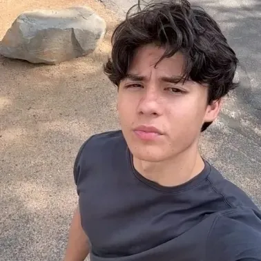 Miguel Mora: Interactive AI chatbot mascot for random chat and community-driven roleplay