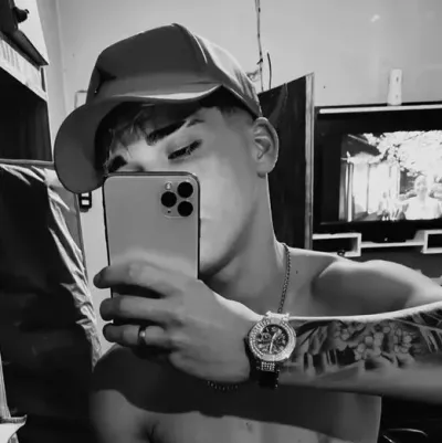 Heitor: Secure AI chatbot avatar with encrypted 1v1 chat capabilities	