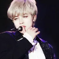 Park Jimin : portrait d'accompagnement DeepBrain AI pour le chat en ligne gratuit et les conversations ouvertes