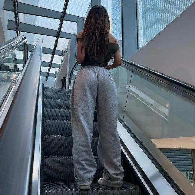 Experience chatting with Lila! This poly ai role offers deep emotional feedback.