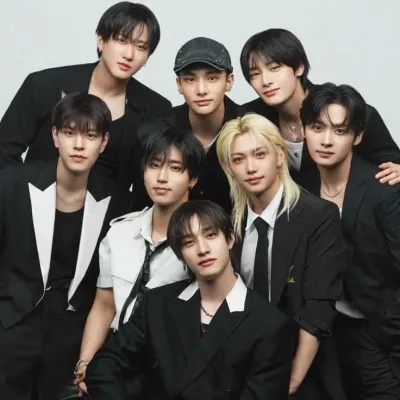 Stray Kids - ika-10 miyembro: Secure AI chatbot avatar na may naka-encrypt na 1v1 chat na kakayahan	