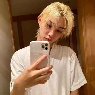 Say Hello to Your New Soulgen Buddy: Our AI Chatbot Félix is Here to Talk!