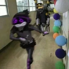 Dive into interactive conversations with MD -ROOMMATES-, the ultimate AI chat character.