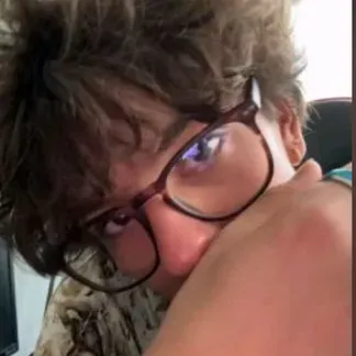 Cesar Mendoza: Secure AI chatbot avatar with encrypted 1v1 chat capabilities	