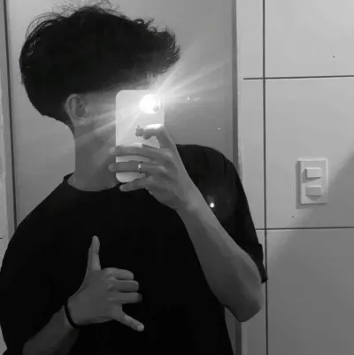 Gustavo: Engage in ai conversation with this charming AI character, featuring soulgen and ifreechat capabilities for free chat now.	