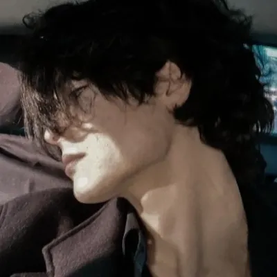 Explore bolder and more exciting themes with our spicy ai Heitor.