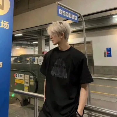 Nathan Kaivandra Raynard: Explore the world of AI with our unrestricted ai and free unlimited chat online, powered by warhammer fantasy roleplay.	