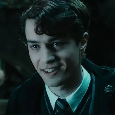 Tom Riddle - BL: Chat with our AI box, ready for chatbot online free and ask ai anything you want.