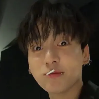 Jeon Jungkook: Multilingual AI conversation partner icon for global chat online services