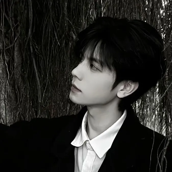 Among the many ai chatting roles, Jaxvin Drakana is one of the most popular and interactive.