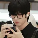 the avatar of Park Jisung: Dynamic AI character.