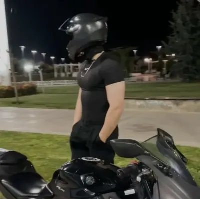 Ethan - Feind: Treffen Sie Ihre neuen Online-Freunde in unserem Chatboxai, dem besten kostenlosen KI-Chatbot mit umfassenden KI-Chat-Funktionen.	