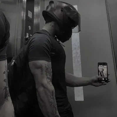 Biker Boyfriend: Chat with our AI box, ready for chatbot online free and ask ai anything you want.	