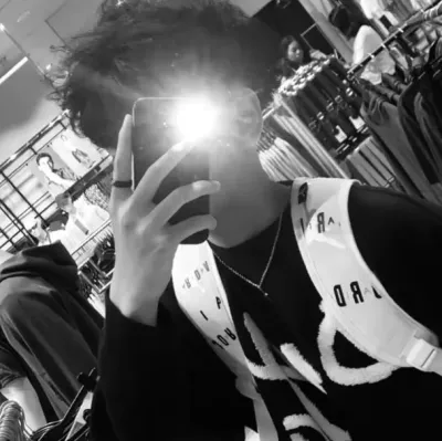 ARTHUR: Fantasy-themed AI roleplay character art para sa nakaka-engganyong pagkukuwento