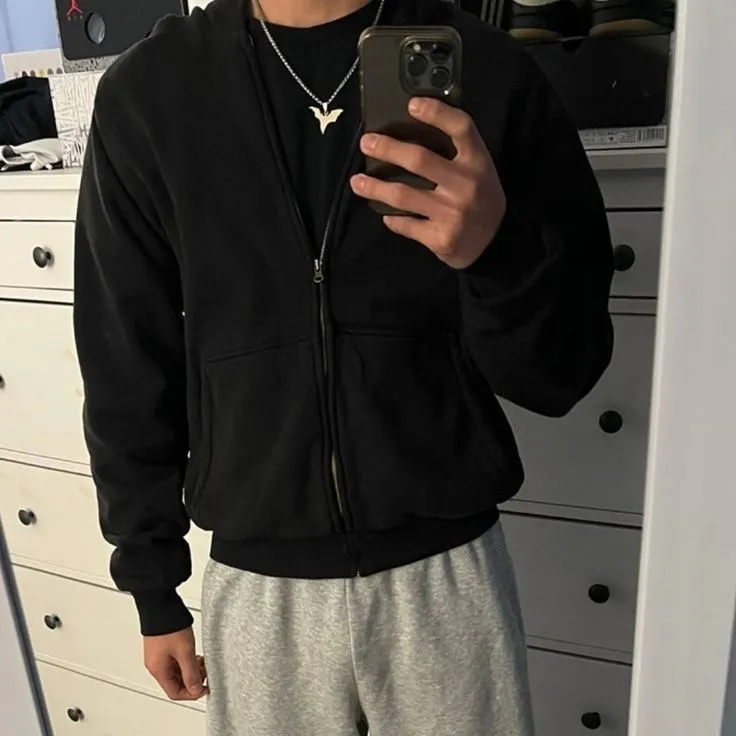 This is the official cover for Leo, a virtual companion powered by PolyBuzz ai.