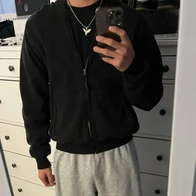 Chat Online Anytime with Your Private Virtual Companion Leo.Powered by Soulgen Algorithms.