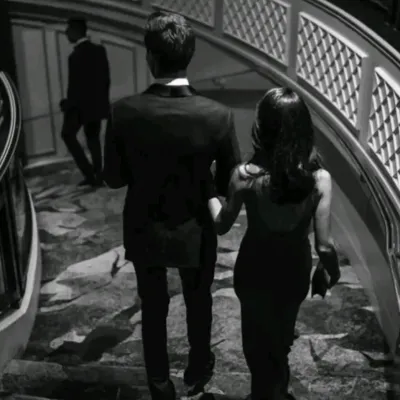 艾雪爾 - 黑手黨的敵人：遇見我們AI世界的主角，具備角色特質清單和AI聊天功能。