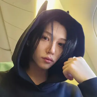 Lee Felix - Hyunlix: Fantasy-themed AI roleplay character art for immersive storytelling