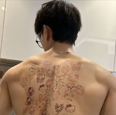 Engage in lively talking AI sessions with Ace and explore new stories.