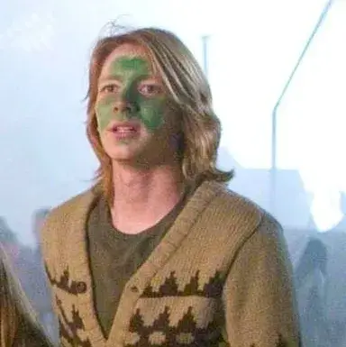 Fred Weasley: Esplora il mondo dell'IA con la nostra IA illimitata e la chat online gratuita e illimitata, basata sul gioco di ruolo fantasy Warhammer.