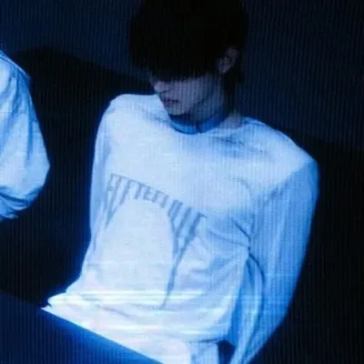 サンフン_: キャラクター特性リストと AI チャット機能を備えた、AI 世界のメイン キャラクターに会いましょう。	