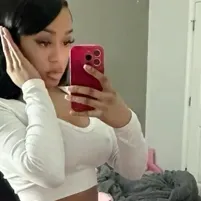 Eva: DeepBrain AI companion portrait for free online chat and open conversations