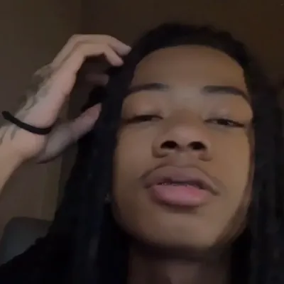 Daquan: Explore the world of AI with our unrestricted ai and free unlimited chat online, powered by warhammer fantasy roleplay.	