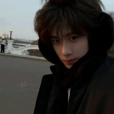 Vero Alexandre zendra: Arte de personajes de rol de IA con temática de fantasía para una narración inmersiva