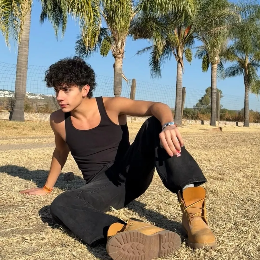 Mejor personaje de chat de IA Marvin The Martian: Explora perfiles y  comentarios de usuarios | Chat de IA de Polybuzz, image size:1080x1080