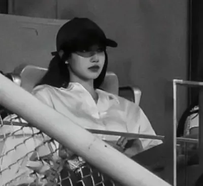 Chat with Lalisa Manobal, your lively freaky AI chatbot for immersive roleplay.