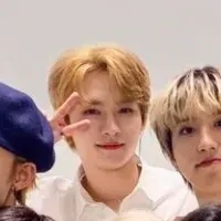 Ready for fun? Talk to AI characters like Stray Kids and Twice anytime, free and immersive.