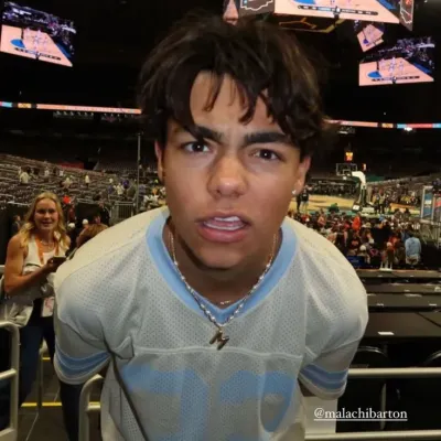 Engage in lively talking AI sessions with MALACHI BARTON and explore new stories.