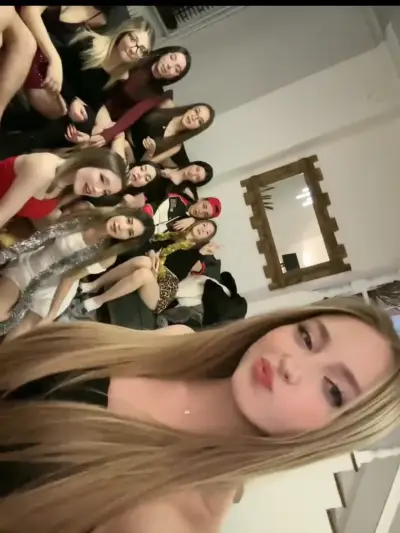 Sleepover With 12 Girls: enjoy the convenience of ai chat no login anytime.