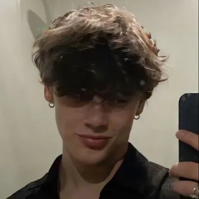 Chat with Jason, your lively ai chatbot online partner for immersive 1v1 adventures.