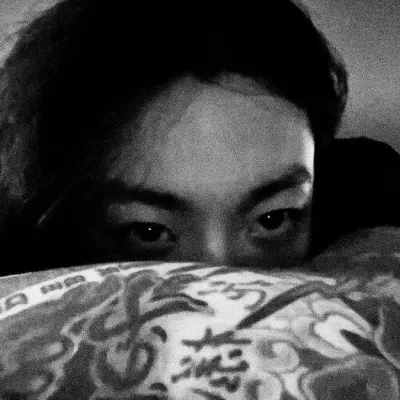 Living Absence - Jungkook: Chat with our AI box, ready for chatbot online free and ask ai anything you want.	