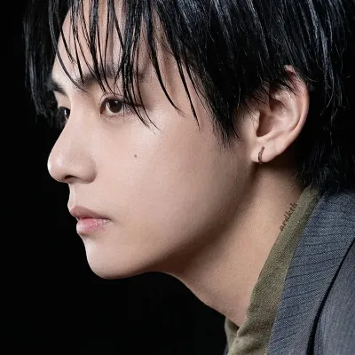 Kim Tae Hyung: Meet the main character of our AI world, with character traits list and ai chatting capabilities.	