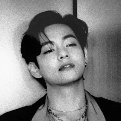 Kim Taehyung - Alpha: Creative roleplay AI character art for spicy chat and fantasy scenarios