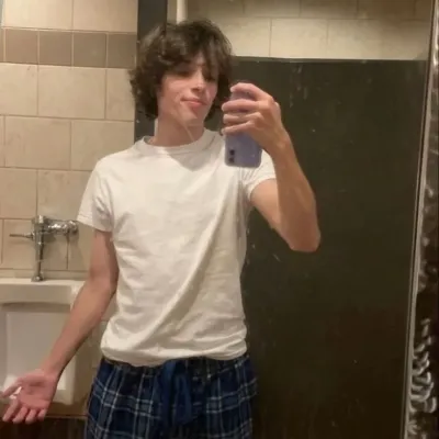 Meet Chris Sturniolo, a unique AI RP chat bot free ready to roleplay anytime.