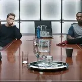 Avengers-Meeting: Emosyonal na matalinong AI companion portrait para sa malalim na pag-uusap	