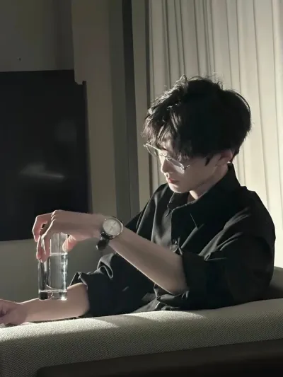 Polybuzz platform's star character Sagara alexius, offering personalized conversation.