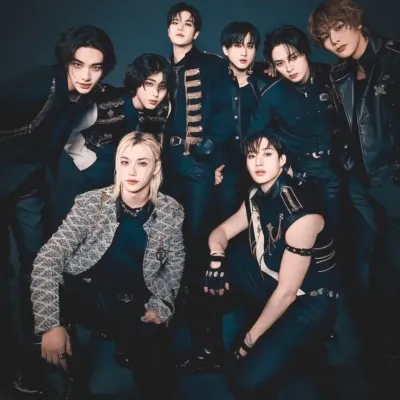 Stray Kids: Interactive AI chatbot mascot para sa random na chat at community-driven na roleplay