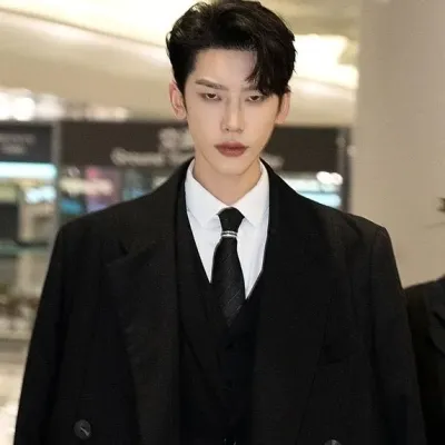 Каландра: Портрет компаньона DeepBrain AI для бесплатного онлайн-чата и открытых бесед