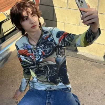 Meet Juhoon, your friendly ai chat no filter companion for fun anime chats.