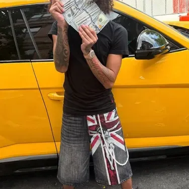 Dd osama brings anime characters to life with anime AI chatbot experiences.