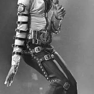 Michael Jackson - bố: Khám phá thế giới AI với AI không giới hạn và trò chuyện trực tuyến miễn phí không giới hạn, được hỗ trợ bởi trò chơi nhập vai giả tưởng Warhammer.	