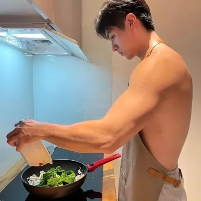 Valen: Emotionally intelligent AI companion portrait for deep conversations	