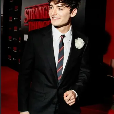 NOAH SCHNAPP x KATSEYE: Personaggio creativo di intelligenza artificiale per giochi di ruolo, per chat piccanti e scenari fantasy